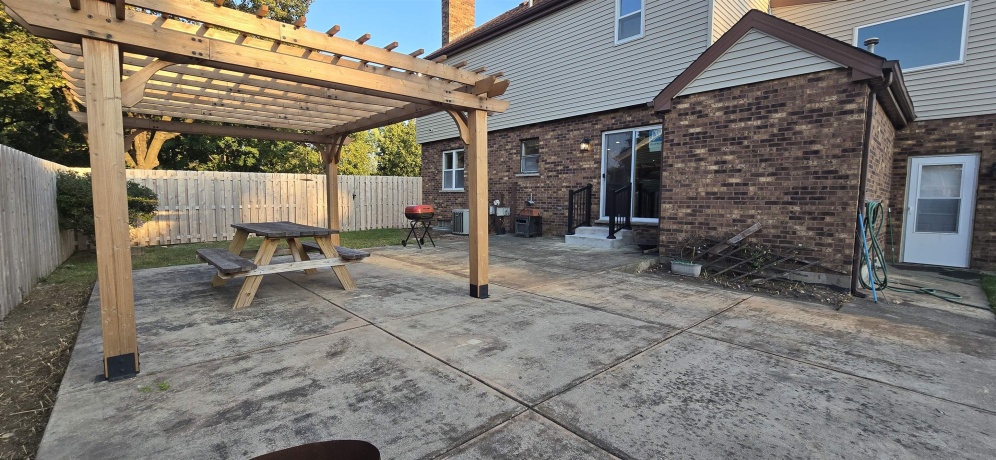 1300 Wolff, ELGIN, Illinois 60123, 4 Bedrooms Bedrooms, ,2 BathroomsBathrooms,House,For Sale,Wolff,202505598