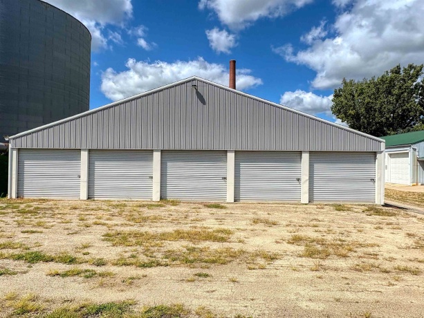 200-208 North, PEARL CITY, Illinois 61062, ,Commercial,For Sale,North,202505607