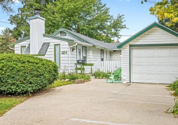 324 River Park, LOVES PARK, Illinois 61111, 2 Bedrooms Bedrooms, ,1 BathroomBathrooms,House,For Sale,River Park,202505610