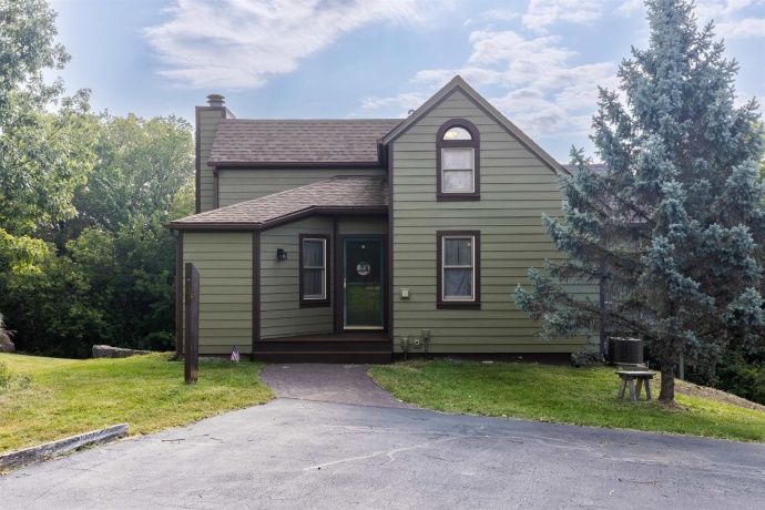 14 Timberon, GALENA, Illinois 61036, 2 Bedrooms Bedrooms, ,2 BathroomsBathrooms,House,For Sale,Timberon,202505611