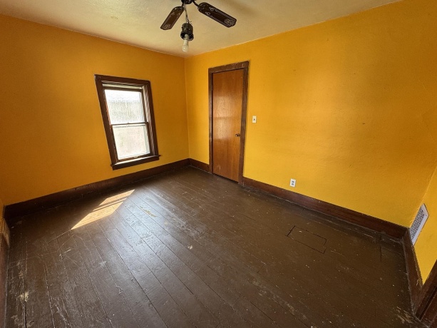 708 Bowen, SAVANNA, Illinois 61074, 3 Bedrooms Bedrooms, ,2 BathroomsBathrooms,House,For Sale,Bowen,202505616