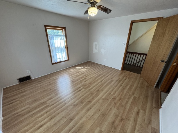 708 Bowen, SAVANNA, Illinois 61074, 3 Bedrooms Bedrooms, ,2 BathroomsBathrooms,House,For Sale,Bowen,202505616