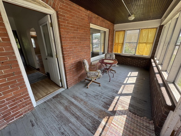 708 Bowen, SAVANNA, Illinois 61074, 3 Bedrooms Bedrooms, ,2 BathroomsBathrooms,House,For Sale,Bowen,202505616