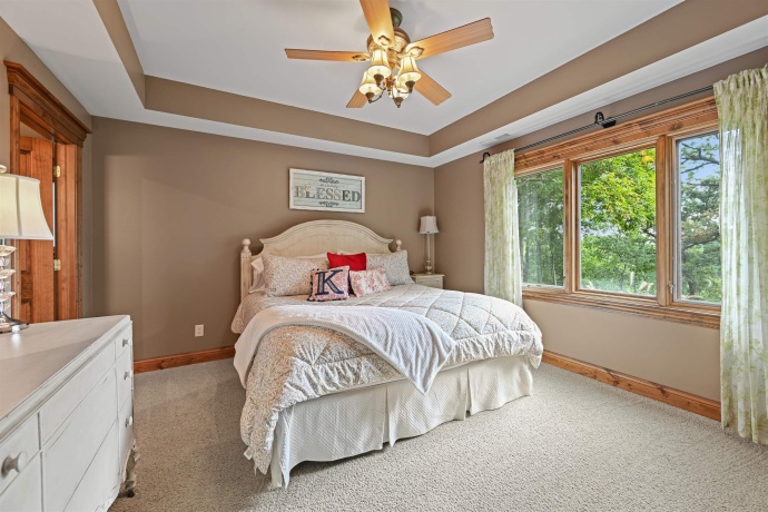 19 Cedar Rim, GALENA, Illinois 61036, 5 Bedrooms Bedrooms, ,4 BathroomsBathrooms,House,For Sale,Cedar Rim,202505628