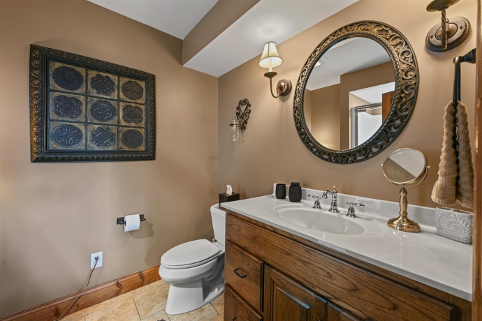 19 Cedar Rim, GALENA, Illinois 61036, 5 Bedrooms Bedrooms, ,4 BathroomsBathrooms,House,For Sale,Cedar Rim,202505628