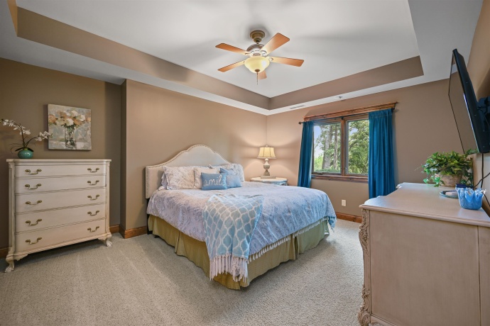 19 Cedar Rim, GALENA, Illinois 61036, 5 Bedrooms Bedrooms, ,4 BathroomsBathrooms,House,For Sale,Cedar Rim,202505628