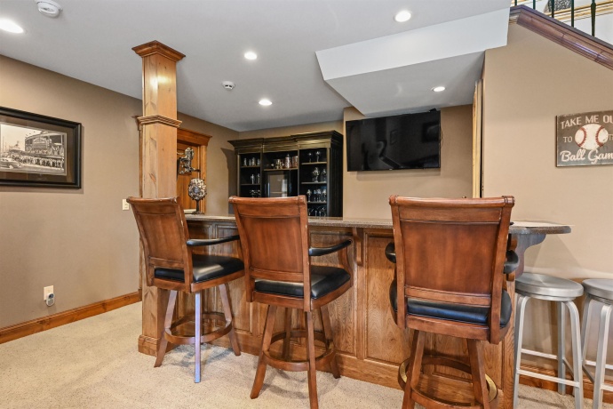 19 Cedar Rim, GALENA, Illinois 61036, 5 Bedrooms Bedrooms, ,4 BathroomsBathrooms,House,For Sale,Cedar Rim,202505628