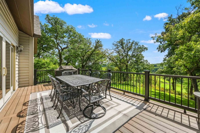 19 Cedar Rim, GALENA, Illinois 61036, 5 Bedrooms Bedrooms, ,4 BathroomsBathrooms,House,For Sale,Cedar Rim,202505628