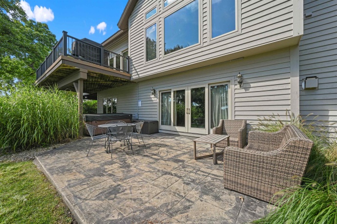 19 Cedar Rim, GALENA, Illinois 61036, 5 Bedrooms Bedrooms, ,4 BathroomsBathrooms,House,For Sale,Cedar Rim,202505628