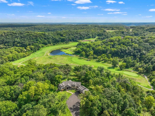 19 Cedar Rim, GALENA, Illinois 61036, 5 Bedrooms Bedrooms, ,4 BathroomsBathrooms,House,For Sale,Cedar Rim,202505628