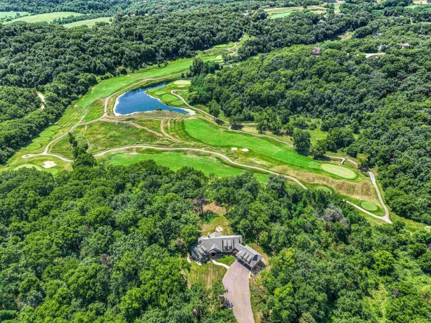 19 Cedar Rim, GALENA, Illinois 61036, 5 Bedrooms Bedrooms, ,4 BathroomsBathrooms,House,For Sale,Cedar Rim,202505628