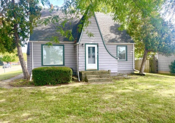 1668 Chartres, LaSalle, Illinois 61301, 3 Bedrooms Bedrooms, ,2 BathroomsBathrooms,House,For Sale,Chartres,202505635