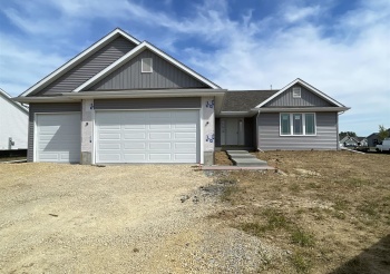 3709 CARDINAL, BELOIT, Wisconsin 53511, 3 Bedrooms Bedrooms, ,2 BathroomsBathrooms,House,For Sale,CARDINAL,202505641