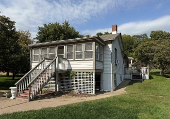 413 Spring, GALENA, Illinois 61036, 2 Bedrooms Bedrooms, ,1 BathroomBathrooms,House,For Sale,Spring,202505642