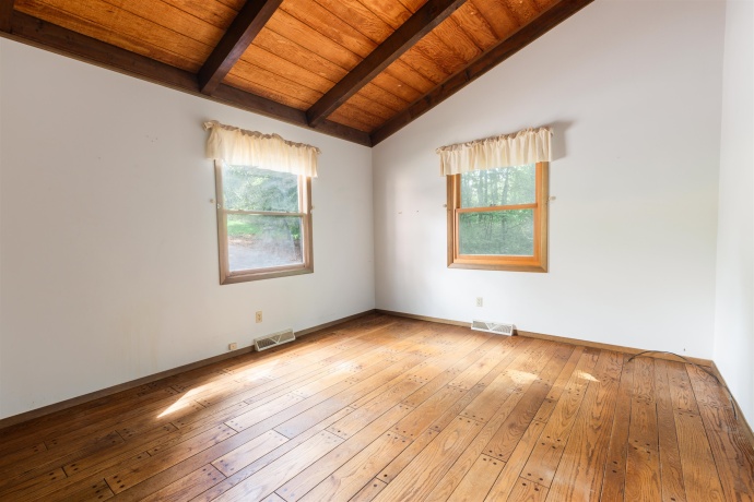 6 Ironwood, GALENA, Illinois 61036, 3 Bedrooms Bedrooms, ,2 BathroomsBathrooms,House,For Sale,Ironwood,202505648