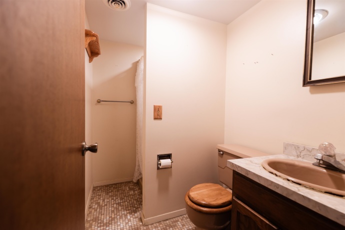 6 Ironwood, GALENA, Illinois 61036, 3 Bedrooms Bedrooms, ,2 BathroomsBathrooms,House,For Sale,Ironwood,202505648