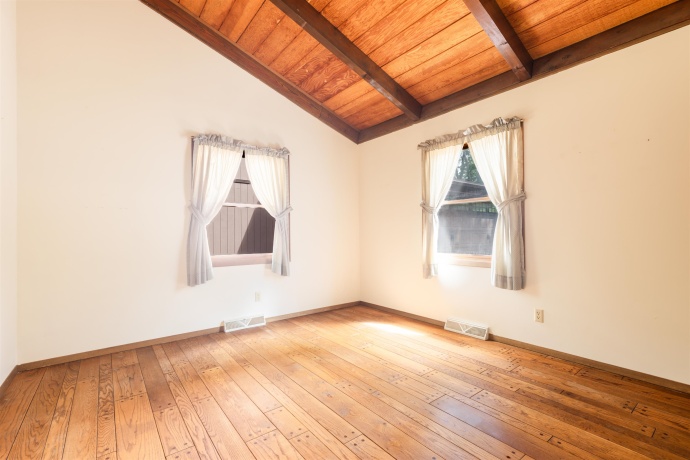 6 Ironwood, GALENA, Illinois 61036, 3 Bedrooms Bedrooms, ,2 BathroomsBathrooms,House,For Sale,Ironwood,202505648