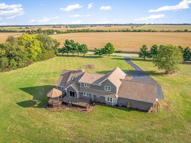 9281 Auburn, WINNEBAGO, Illinois 61088, 6 Bedrooms Bedrooms, ,5 BathroomsBathrooms,House,For Sale,Auburn,202505653