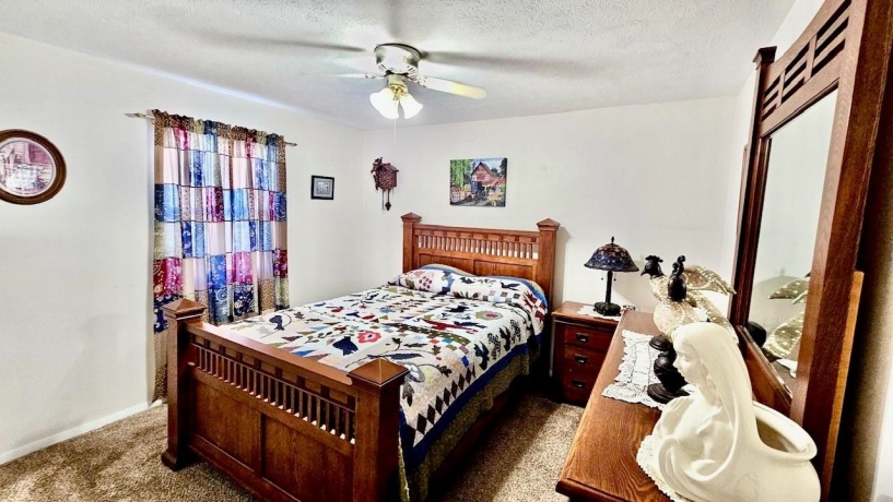 4724 Illinois, LOVES PARK, Illinois 61111, 4 Bedrooms Bedrooms, ,2 BathroomsBathrooms,House,For Sale,Illinois,202505654