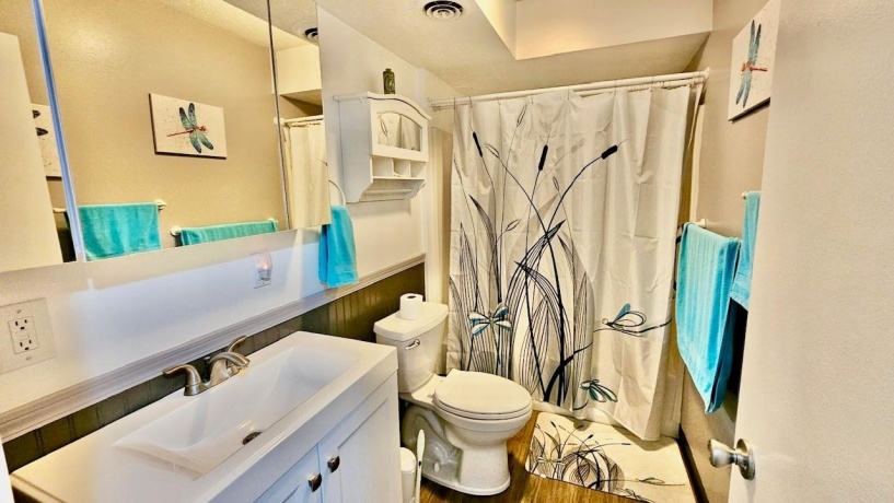 4724 Illinois, LOVES PARK, Illinois 61111, 4 Bedrooms Bedrooms, ,2 BathroomsBathrooms,House,For Sale,Illinois,202505654