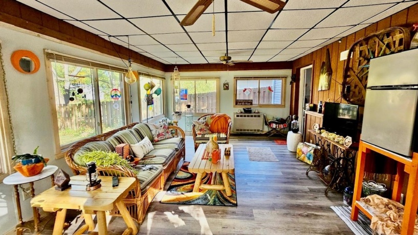 4724 Illinois, LOVES PARK, Illinois 61111, 4 Bedrooms Bedrooms, ,2 BathroomsBathrooms,House,For Sale,Illinois,202505654