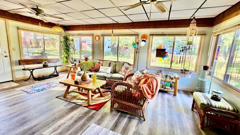 4724 Illinois, LOVES PARK, Illinois 61111, 4 Bedrooms Bedrooms, ,2 BathroomsBathrooms,House,For Sale,Illinois,202505654