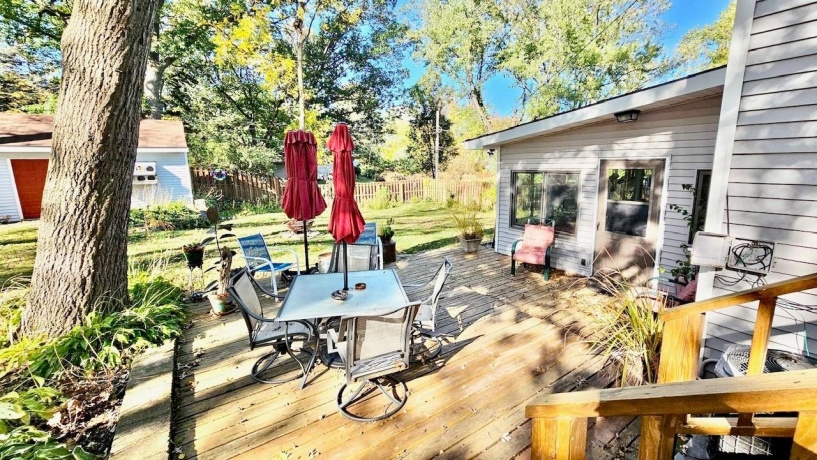 4724 Illinois, LOVES PARK, Illinois 61111, 4 Bedrooms Bedrooms, ,2 BathroomsBathrooms,House,For Sale,Illinois,202505654