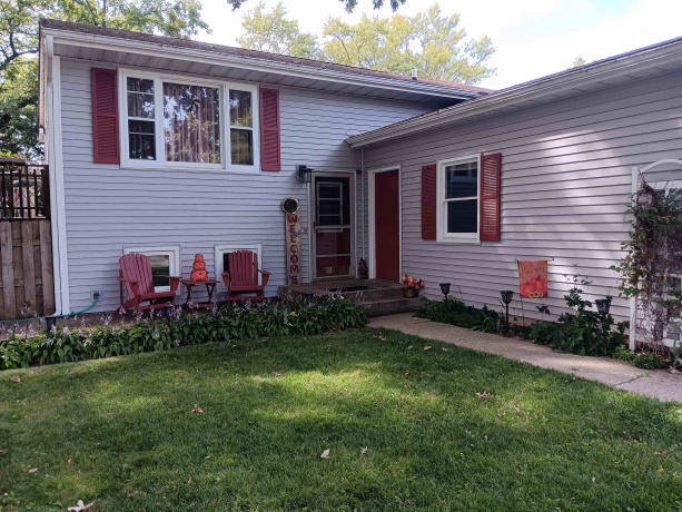 4724 Illinois, LOVES PARK, Illinois 61111, 4 Bedrooms Bedrooms, ,2 BathroomsBathrooms,House,For Sale,Illinois,202505654