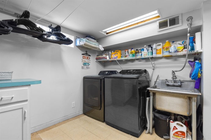 4097 Oaklane, ROCKFORD, Illinois 61109, 3 Bedrooms Bedrooms, ,2 BathroomsBathrooms,House,For Sale,Oaklane,202505655