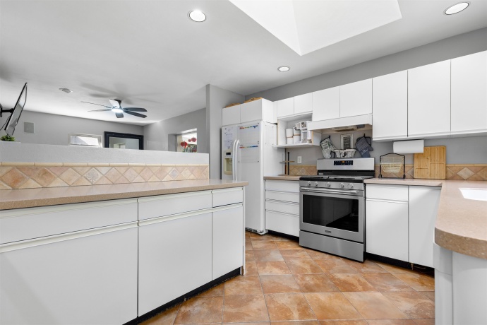 4097 Oaklane, ROCKFORD, Illinois 61109, 3 Bedrooms Bedrooms, ,2 BathroomsBathrooms,House,For Sale,Oaklane,202505655