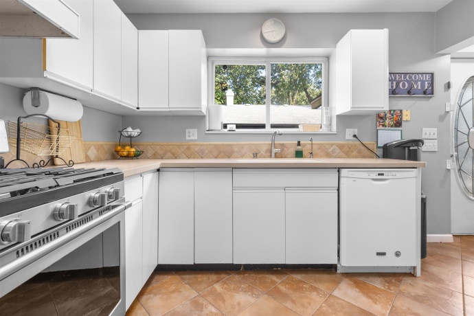 4097 Oaklane, ROCKFORD, Illinois 61109, 3 Bedrooms Bedrooms, ,2 BathroomsBathrooms,House,For Sale,Oaklane,202505655