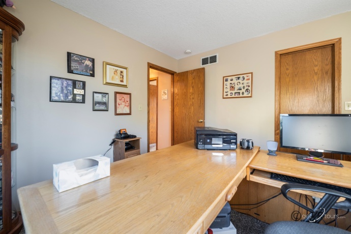 12349 IL Rte 78, MOUNT CARROLL, Illinois 61053, 4 Bedrooms Bedrooms, ,3 BathroomsBathrooms,House,For Sale,IL Rte 78,202505665