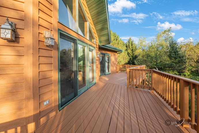 12349 IL Rte 78, MOUNT CARROLL, Illinois 61053, 4 Bedrooms Bedrooms, ,3 BathroomsBathrooms,House,For Sale,IL Rte 78,202505665