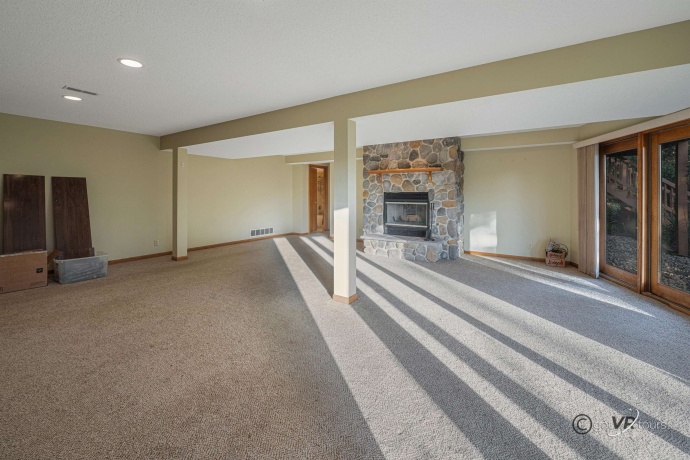 12349 IL Rte 78, MOUNT CARROLL, Illinois 61053, 4 Bedrooms Bedrooms, ,3 BathroomsBathrooms,House,For Sale,IL Rte 78,202505665