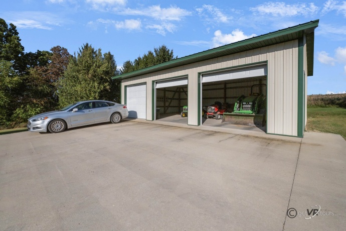 12349 IL Rte 78, MOUNT CARROLL, Illinois 61053, 4 Bedrooms Bedrooms, ,3 BathroomsBathrooms,House,For Sale,IL Rte 78,202505665