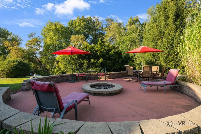 12349 IL Rte 78, MOUNT CARROLL, Illinois 61053, 4 Bedrooms Bedrooms, ,3 BathroomsBathrooms,House,For Sale,IL Rte 78,202505665