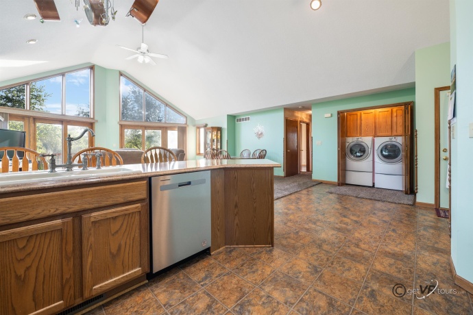 12349 IL Rte 78, MOUNT CARROLL, Illinois 61053, 4 Bedrooms Bedrooms, ,3 BathroomsBathrooms,House,For Sale,IL Rte 78,202505665