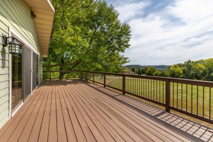 2 Sunbow, GALENA, Illinois 61036, 2 Bedrooms Bedrooms, ,2 BathroomsBathrooms,House,For Sale,Sunbow,202505666