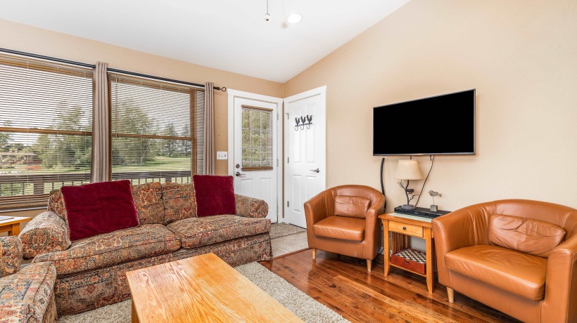 2 Sunbow, GALENA, Illinois 61036, 2 Bedrooms Bedrooms, ,2 BathroomsBathrooms,House,For Sale,Sunbow,202505666