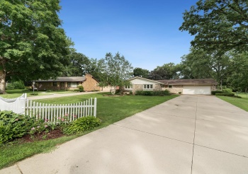 6471 MYRTLE, ROCKFORD, Illinois 61108, 3 Bedrooms Bedrooms, ,3 BathroomsBathrooms,House,For Sale,MYRTLE,202504205