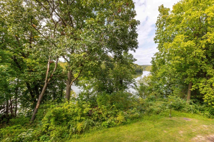 A17 Long Bay Point, GALENA, Illinois 61036, 1 Bedroom Bedrooms, ,1 BathroomBathrooms,Condominium,For Sale,Long Bay Point,202505700