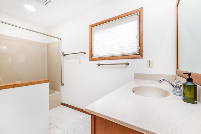 A17 Long Bay Point, GALENA, Illinois 61036, 1 Bedroom Bedrooms, ,1 BathroomBathrooms,Condominium,For Sale,Long Bay Point,202505700