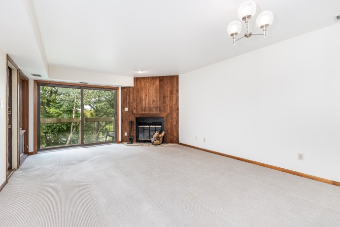 A17 Long Bay Point, GALENA, Illinois 61036, 1 Bedroom Bedrooms, ,1 BathroomBathrooms,Condominium,For Sale,Long Bay Point,202505700