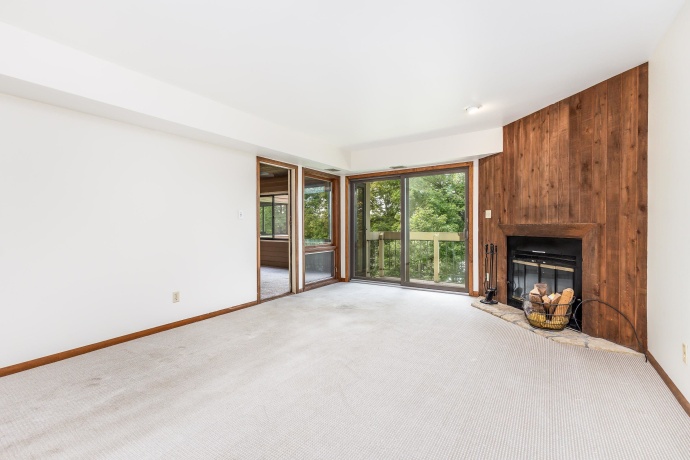 A17 Long Bay Point, GALENA, Illinois 61036, 1 Bedroom Bedrooms, ,1 BathroomBathrooms,Condominium,For Sale,Long Bay Point,202505700