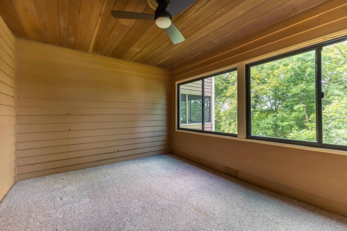 A17 Long Bay Point, GALENA, Illinois 61036, 1 Bedroom Bedrooms, ,1 BathroomBathrooms,Condominium,For Sale,Long Bay Point,202505700