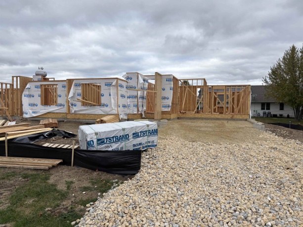 311 Pershing, STILLMAN VALLEY, Illinois 61084, 3 Bedrooms Bedrooms, ,3 BathroomsBathrooms,House,For Sale,Pershing,202505703