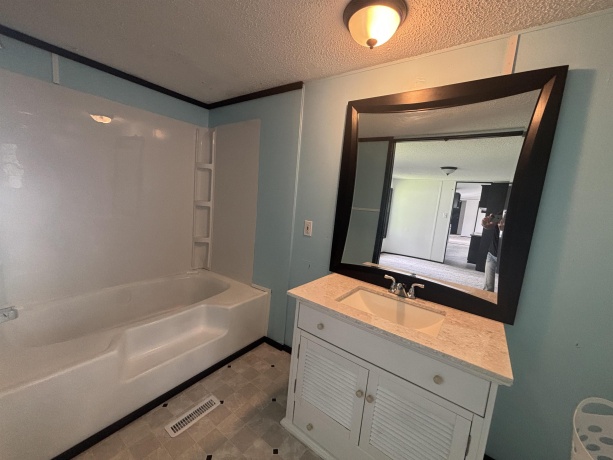 4530 Harris, POPLAR GROVE, Illinois 61065, 2 Bedrooms Bedrooms, ,2 BathroomsBathrooms,House,For Sale,Harris,202505705