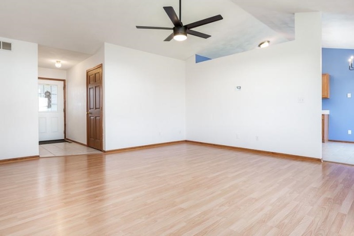 3056 HAMLIN, MACHESNEY PARK, Illinois 61115, 3 Bedrooms Bedrooms, ,2 BathroomsBathrooms,House,For Sale,HAMLIN,202505709