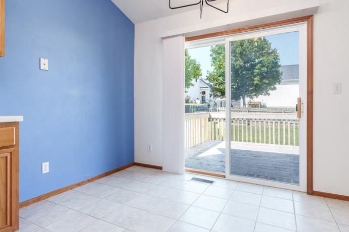 3056 HAMLIN, MACHESNEY PARK, Illinois 61115, 3 Bedrooms Bedrooms, ,2 BathroomsBathrooms,House,For Sale,HAMLIN,202505709