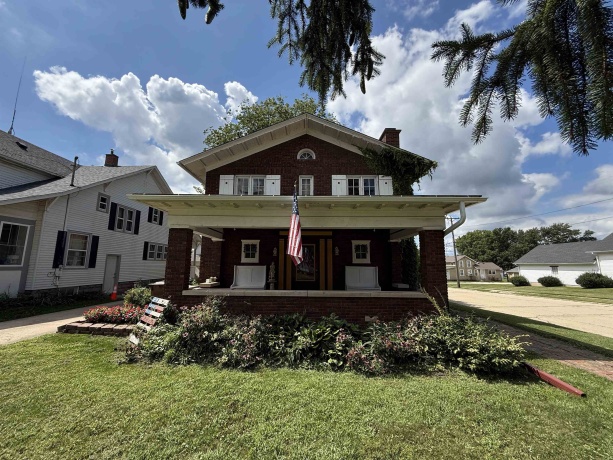 511 Richardson, ASHTON, Illinois 61006, 3 Bedrooms Bedrooms, ,1 BathroomBathrooms,House,For Sale,Richardson,202503388